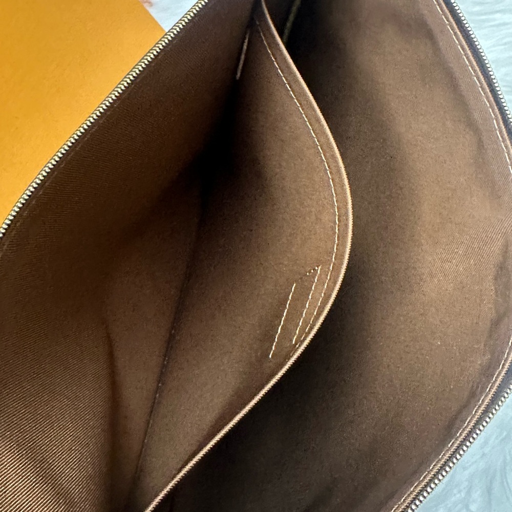 Louis Vuitton  Monogram Pouch✨ - Picture 5 of 11